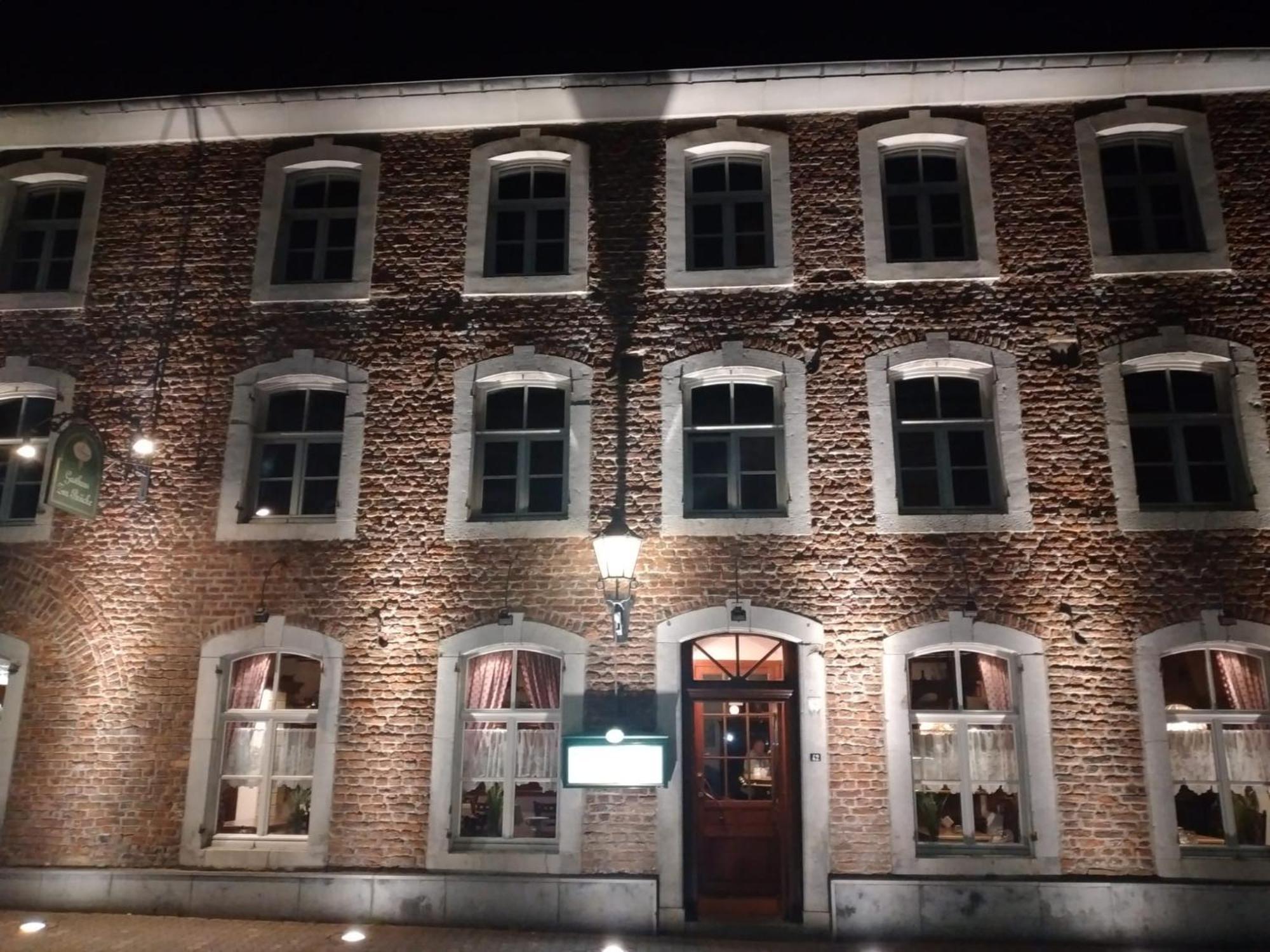 Hotel Zur Bruecke هرزوغنراث المظهر الخارجي الصورة